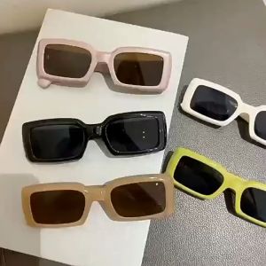Womens Fashion Sunglasses Retro Square Frame Glasses High-End Anti-UV Glasses Cermin Mata