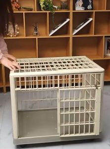 iDS 4-Wheels Plastic Animal Cage Dog Cage PP Material Non-toxic Ideal for Pets with Sensitive Paws Dog Crate