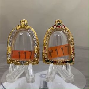 T117 ตลับพระ กรอบพระทองสูตรฝังพลอย ซุ้มกอ/ซุ้มกอใหญ่ ขนาดวงใน 2.8*3.6 ซม. ขนาดที่ใส่สวย 2.4*3.3 ซม. หรือขนาดพระที่ใกล้เคียง