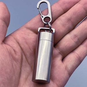 กล่องเก็บยาขนาดเล็กแบบพกพาพร้อมฝาปิดที่ทนทานจากไททาเนียมแท้สำหรับบรรจุภัณฑ์ขนาดใหญ่ อุปกรณ์เก็บรักษา