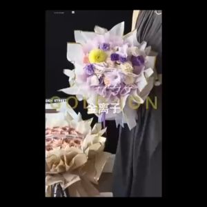 (20PCS) SIGNATURE RIM Waterproof Flower Wrapping Paper Bouquet Gift Florist Wrapper Kertas Pembalut Bunga Hadiah