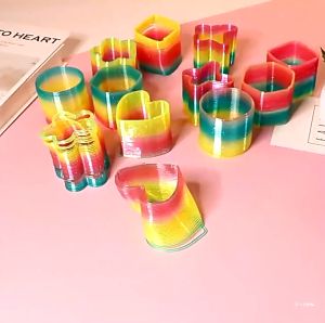 Đồ chơi cho bé đồ chơi vòng lò xo ma thuật 7 sắc cầu vồng giúp bé thỏa sức sáng tạo (Giao ngẫu nhiên)