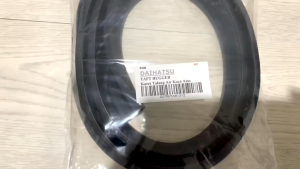 Karet Talang Air Kaca Atas Mobil Daihatsu Taft Rugger