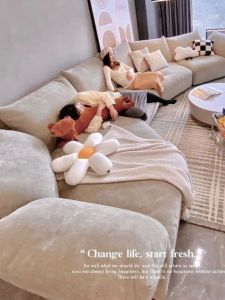 Petal Shape Designer Sofa Modern Minimalist Italian Style Non-Washable L-Shaped Sponge Filled Wooden Structure Furniture