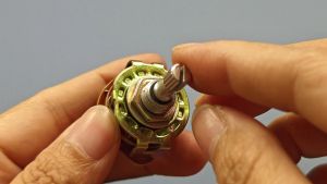 Potensio Rotari 12 pin Drat Saklar Rotary Klik Kaki 2x6 Switch