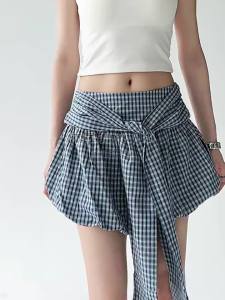 MUYUZI | High Waist Slim Fit Plaid Puff Shorts