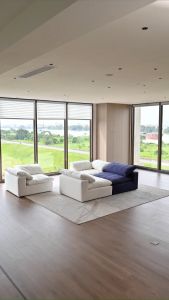 BUNISE โซฟาผ้าลินินสีขาวสไตล์ครีมมี่วาบิซาบิ เบาะขนนุ่มดีไซน์ Lazy Modular ปรับแต่งได้ เหมาะสำหรับห้องนั่งเล่นและเพนต์เฮาส์ รุ่น Cloud จัดส่งฟรีทั่วไทย