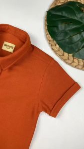 Bronkis Junior Kemeja Anak Laki-laki Lengan Pendek Bahan Pique Warna Orange Bata untuk Usia 0-6 Tahun