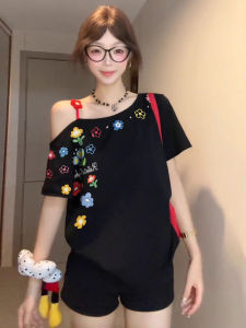 Floral Embroidery Black Asymmetrical Shoulder Short Sleeve T-Shirt Womens Summer Sweet And Spicy Girl Design Unique Strapless Top Ins