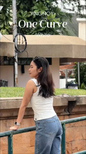 One Curve | เสื้อกล้ามคอเบี่ยง ผ้าร่องเนื้อนุ่มพิเศษ ดีไซน์โฉบเฉี่ยวไม่เหมือนใคร งานปักกลางอก สี White