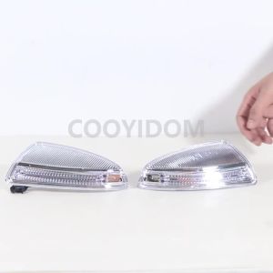2024ซ้าย/ขวารถประตู LED ด้านหลังกระจกมองข้างไฟเลี้ยวสำหรับ Benz C-Class W204 W164 W639 S204 ML300