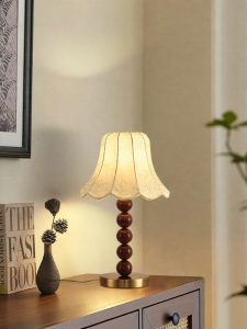 DGY | Retro Vintage Elegant Nightstand Lamp
