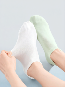 Secret World | Anti-slip Antibacterial Anti-odor Boneless Anti-pilling Short Tube Socks
