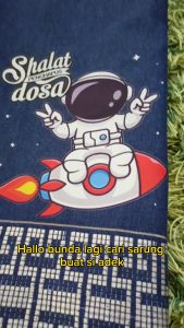 Sarung Instan Anak Laki Laki Karakter Astronot Motif Polos Model Rok Praktis Pinggang pake Karet Usia 2 Sampai 7 Tahun