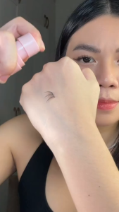 Elyzza Glue-free Kitty Paws False Eyelashes Extension 10-12mm C Curl Natural Daily Style Reusable Acrylic Box Thin Clear Adhesive Strips Beginner Friendly Easy To Use Makeup Cosmetic Eyelash Extensions