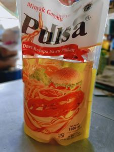 MINYAK GORENG MERK KITA ISI 2000 MILI