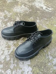 Sepatu Sneaker Wanita Dokmar Mengkilap Keren Kekinian Bisa COD