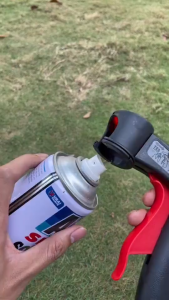 Tay cầm phun sơn gắn chai xịt – hỗ trợ phun nhanh đều tiết kiệm dung dịch