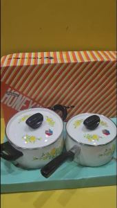 Bộ Nồi và Quánh men Honey nội địa Nhật Nồi size 20cm (2.5L) Quánh size 18cm (1.8L) (mã 1131) Dùng được bếp từ