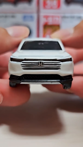 โมเดลรถเล็กโทมิก้า Tomica First Lot ₊✩‧₊ 109 ₊✩‧₊ Honda Vezel 1/62 ใหม่ในซีล