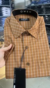 OWEN SALE - Áo Sơ Mi Owen Tay Ngắn Màu Nâu Gạch  Họa Tiết Caro Form Body Fit Lai Ngang Chính Hãng