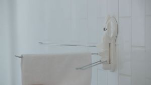 FECA 3 Rotating Bar Towel Rack | Wall-Mounted Suction Towel Holder | No-Drill Waterproof Space-Saving Design for Bathroom & Kitchen