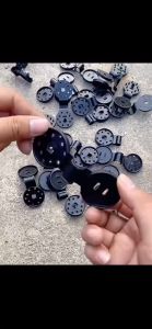 ชุด 100 ชิ้น ขนาดใหญ่ 3.8ซม. ตัวล็อกแสลน ราคาส่ง คลิปล็อกแสลน ตัวหนีบสแลน+รูรอดเชือก ทำหลังคากันแสง