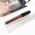 Lipstik NYXXKISS isi 7 waterproof matte. 