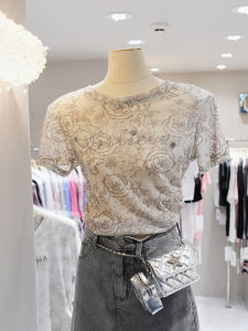 เสื้อยืดแขนสั้นผู้หญิงทรงเข้ารูป ผ้าฝ้ายผสม ปักลูกไม้ ประดับเพชร ทรงเข้ารูป ทรงเข้ารูป เสื้อผ้าทำงาน เสื้อผ้าทำงาน