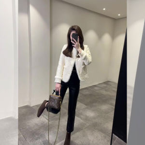 New Chinese Style Short Coat Jacket Womens White Small Fragrance Style Top Early Autumn Fashionable Commute Loose Fit