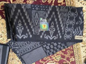 Kain Pelikat Dewasa Edisi Hitam