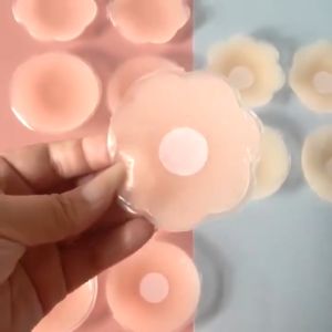 Hộp 5 Đôi Dán Đầu Ti Miếng dán ngực silicon dán ti Hộp 5 cặp sử dụng nhiều lần