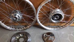 CĂM ĐÙM NIỀNG MẠ CROM ĐĨA 5 LỖ-SAU ĐÙM 110 CHO HONDA WAVE ZX FUTURE I HAY WAVE S RS 100 FUTURE NEOII KHÔNG CHẾ CHÁO
