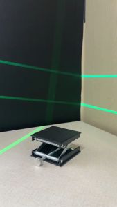 Máy Cân Bằng Bắn Cốt 16 Tia Xanh  Akuza GL4S Bóng Led Siêu Sáng 2 Pịn  Dung Lượng Lớn Kèm Chân 1m2