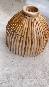 Nôm bắt cá chụp các loại cá tre già đã sơn phủ bóng PU ( 31x14x43cm ) Loại NHỎ.