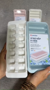 Vỉ Đá 9 Ô Có Nắp Đậy Nhựa PP Dẻo Dễ Lấy Đá - Khay Làm Thạch Trữ Đông Đồ Ăn Dặm An Toàn Vệ Sinh bebi123