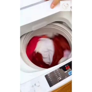 50pcs Anti-String Dyeing Laundry Paper 防串染色母片洗衣吸色纸 Fabric Color Absorb Film