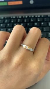 CINCIN EMAS KAWIN CINCIN TUNANGAN CINCIN NIKAH KADAR 375 (8K) KODE WR 59 MOTIF ZIG-ZAG MAAT SATU DAPAT DIJUAL LAGI