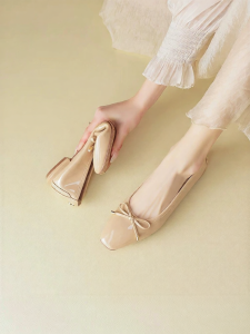 Reemoor | Flat Large Size Versatile Ballet Flats Patent Leather Shoes