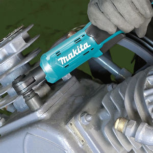 Makita WR100D 18V 6.0Ah บรรจุภัณฑ์เตอรี่ลิเธียมแบบชาร์จไฟได้ Brushless ประแจซ็อกเก็ตสากลซ่อมรถยนต์ประแจมูม่าไฟฟ้า ที่เครื่องมือด่วนแรงบิดสูง