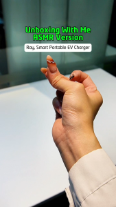 EV Home Ray - Portable EV Charger Type 2 3.7kW 7kw 3-pin plug 16A 32A Single-Phase LED Screen