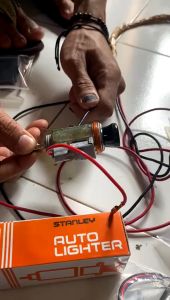 STANLEY LIGHTER 12V 24V - PEMANTIK API MOBIL