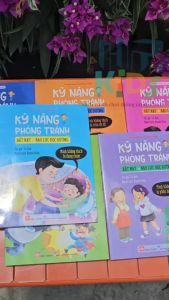 Sách - Kỹ năng phòng tránh bắt nạt và bạo lực học đường - Đinh Tị Bookssa