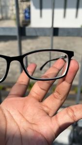 KACAMATA LENSA MINUS UNTUK RABUN JAUH PRIA DAN WANITA FREE BOX DAN LAP KACAMATA TERSEDIA DARI -0.50 S/D -4.00 - ARTIGIA