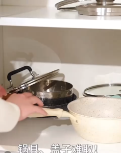 ●SG Stock● SS201 Expandable Pans Storage Rack Retractable Pots Lids Storage Rack Adjustable Cabinet Organizer Rack Under Sink Organizer Rack Kitchenware Dividers Holder for Baking Plate Baking Tray Plates Cutting Boards Muffin Tins