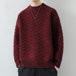 ROMON | เสื้อสเวตเตอร์คอตั้งสีแดง ทรงหลวม แขนยาว สำหรับผู้ชาย ฤดูหนาว 2023 แฟชั่นฤดูหนาว เสื้อสเวตเตอร์ถัก เสื้อผ้าสำหรับวัยรุ่น