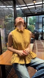 🔖Mirrorsister 41115.2 เสื้อแขนกุด ช่วงคอตั้งกุ๊นระบายสวย แพทเทรินใส่ง่าย เนื้อผ้าบางเบามีtexture แมชกับอะไรก็น่ารัก