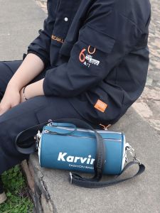 Túi Đeo Chéo Nam Dung Tích Lớn Túi Đeo Vai Đơn Bằng Da PU Phong Cách Đường Phố Túi Đeo Chéo Hình Thùng Thời Trang Mới