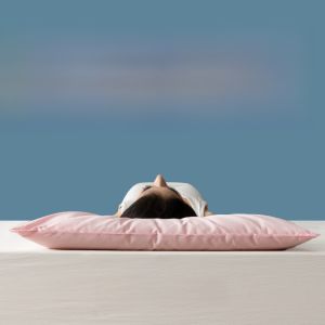 หมอนทรงสี่เหลี่ยมแบนสำหรับผู้ใหญ่และเด็ก หมอนทรงเต็มศีรษะแบบนุ่มสบาย หมอนทรงแบนแบบบาง หมอนคอแบบดูดซับความชื้น