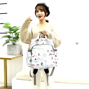 🥇ยอดขายอันดับ1🥇กระเป๋าสะพายหลัง สำหรับเก็บขวดนมแบบพกพา มีฟลอย์หนารักษาอุณภูมิ  🍼Panda Baby Mom🍼 รุ่นใหม่สำหรับแม่ๆ